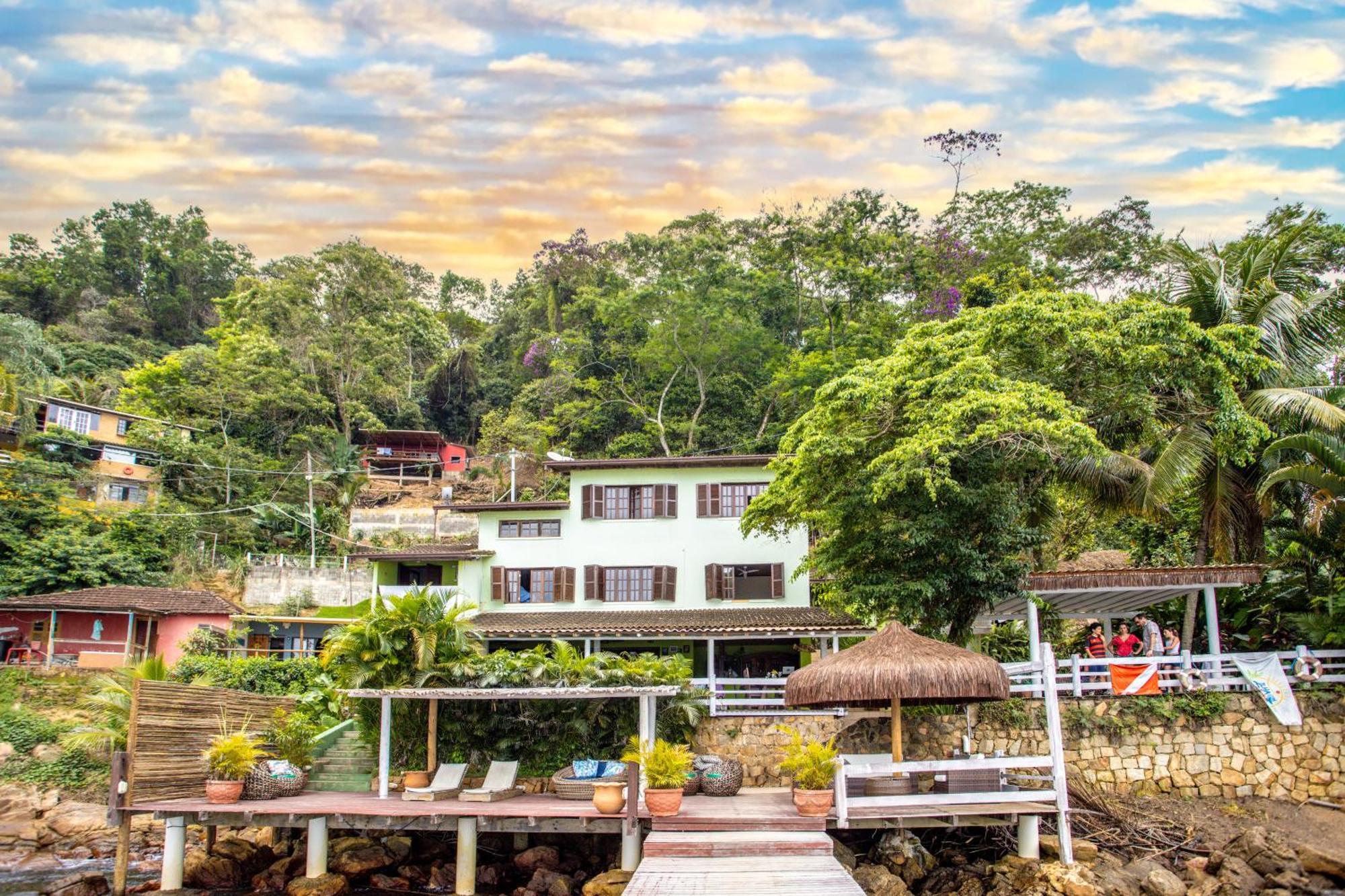 Pousada Cruzoe Praia de Araçatiba 外观 照片